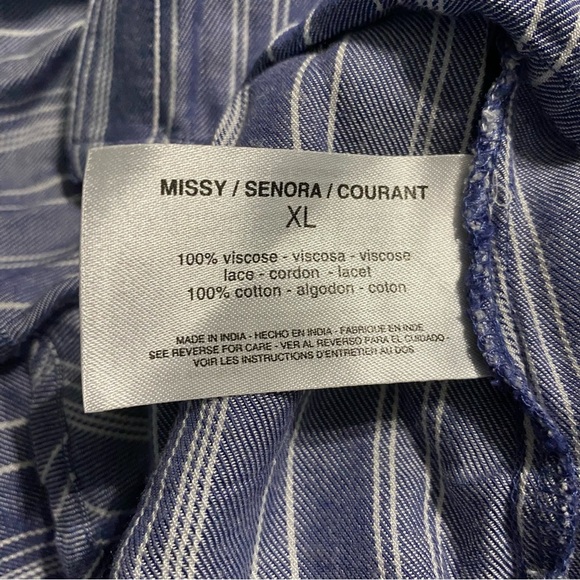 Vintage American Blue White Striped Soft V Neck Button Up Top - Picture 5 of 5